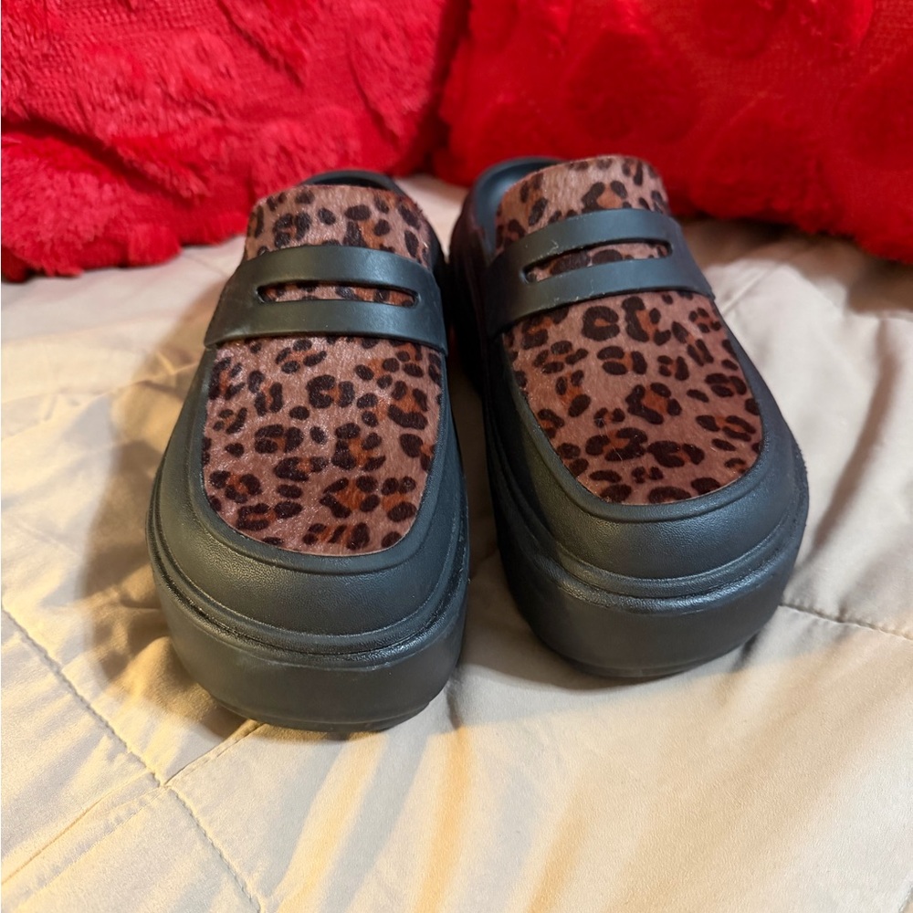 Crocks Platform clogs - image 2